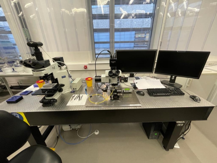 Van-der-Waals Crystal Lab