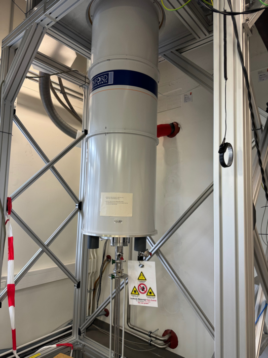 Ultra-low temperature unit